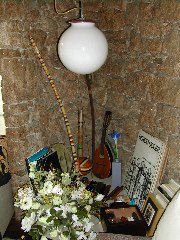 br146_music instruments corner-19sep02_1