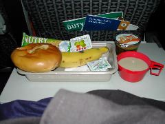 br177_Delta Airline breakfast-20sep02_1